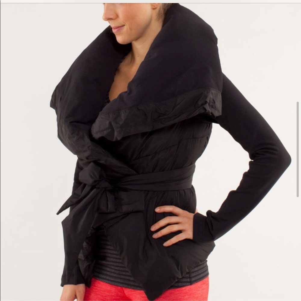 🍋lululemon Down to The Studio Puffer Jacket EUC 4